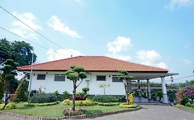 Hotel Selecta Batu Malang